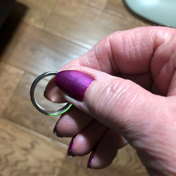 STAINLESS STEELE UNISEX BAND SIZE 8.5 - Picture 3 of 5